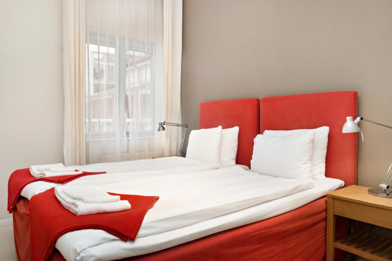 Stadsparken Apartments Хелзингборг Екстериор снимка