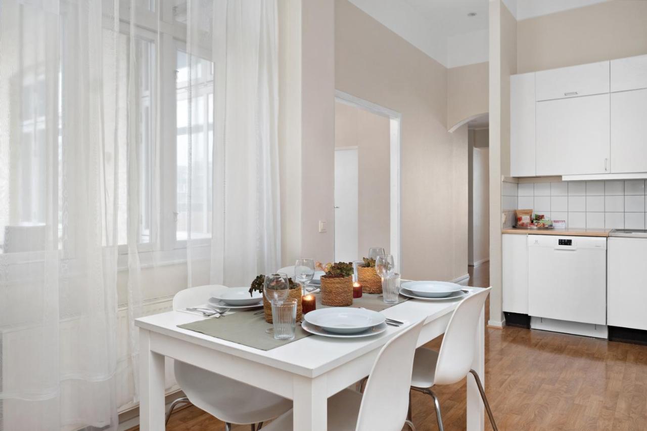 Stadsparken Apartments Хелзингборг Екстериор снимка