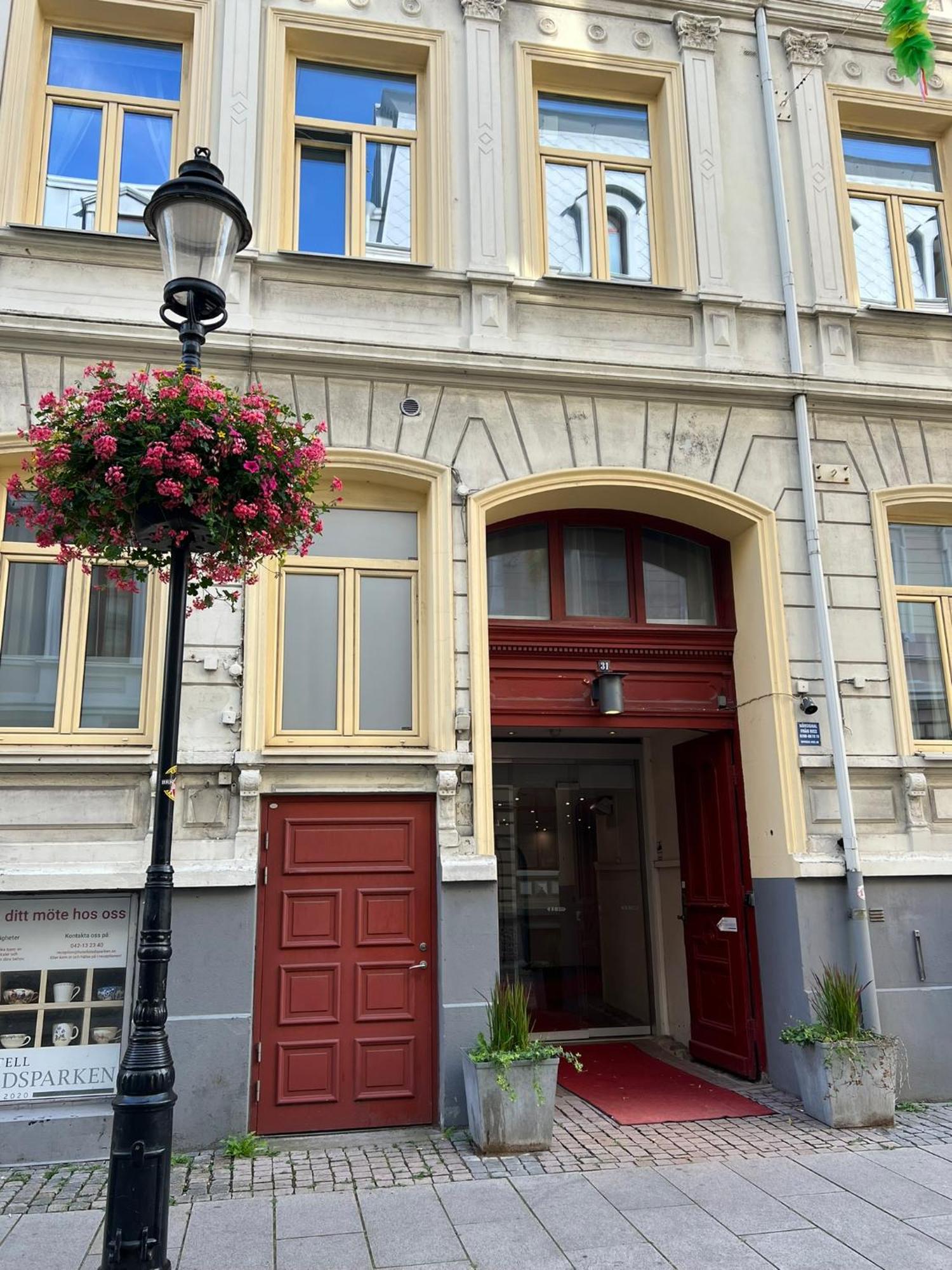 Stadsparken Apartments Хелзингборг Екстериор снимка